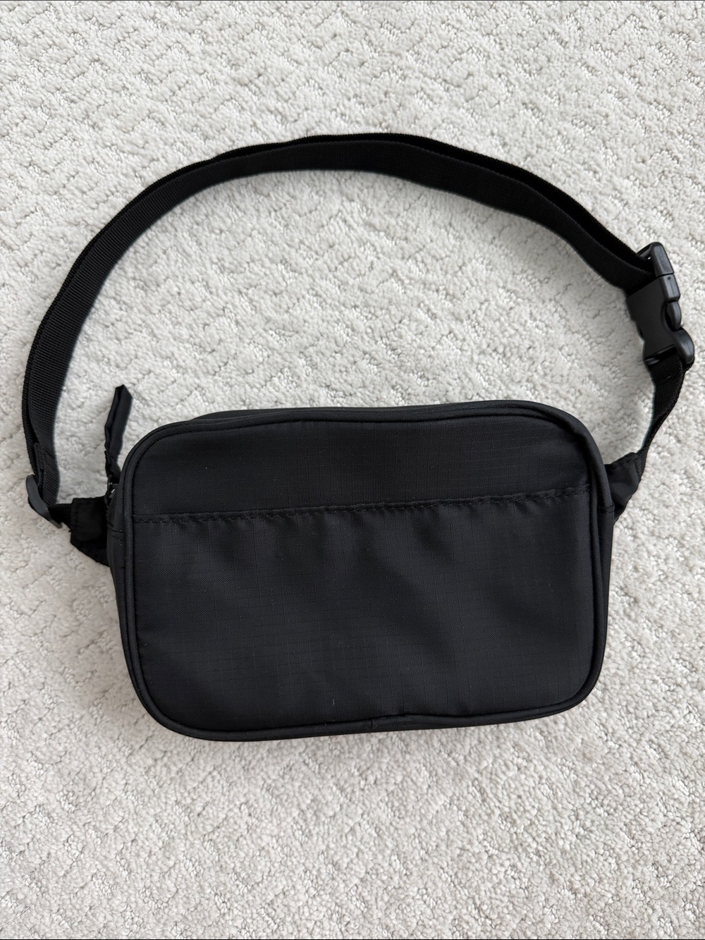 Old‎ Navy Black Belt Bag with Adjustable Strap